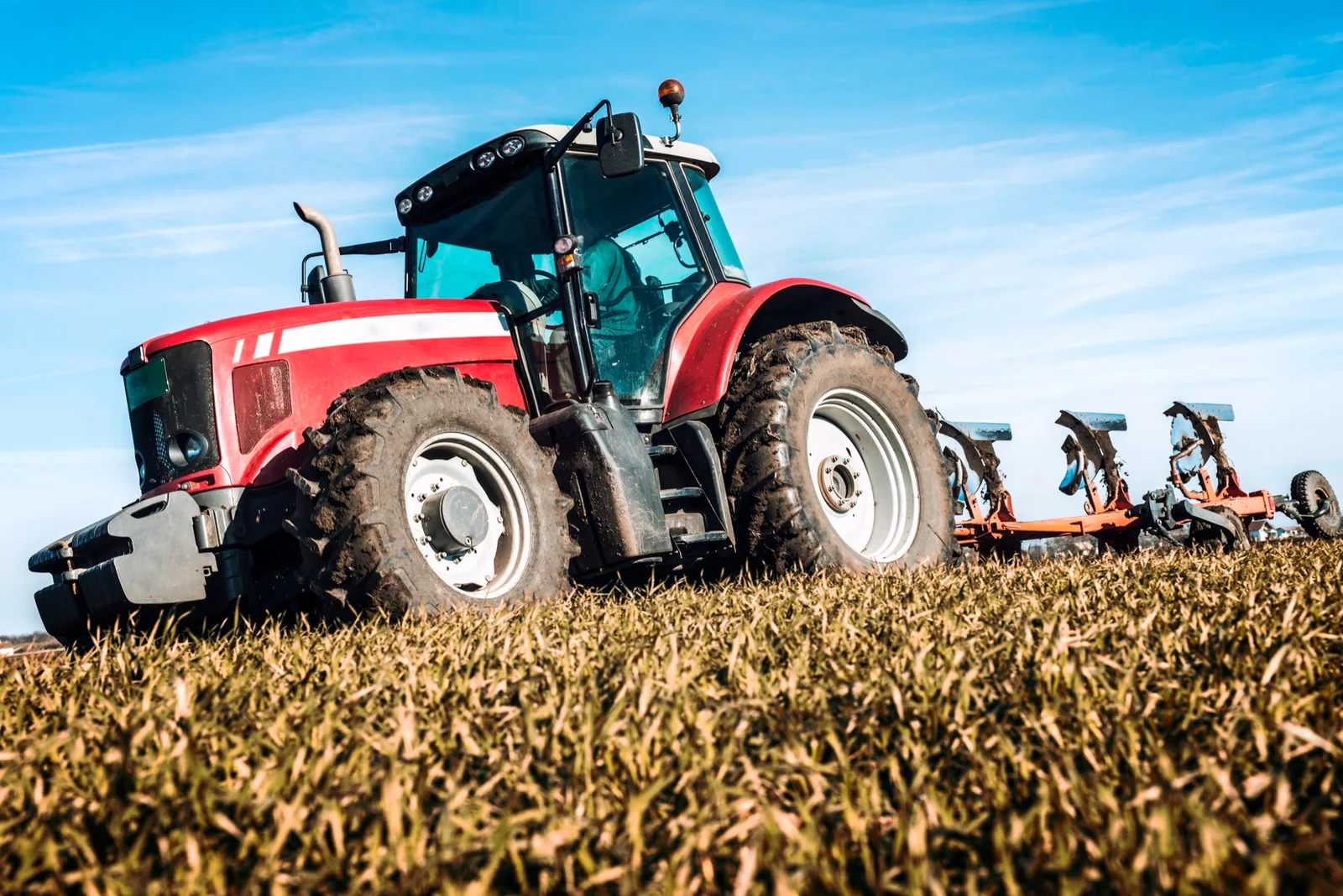 Engin TP et tracteur